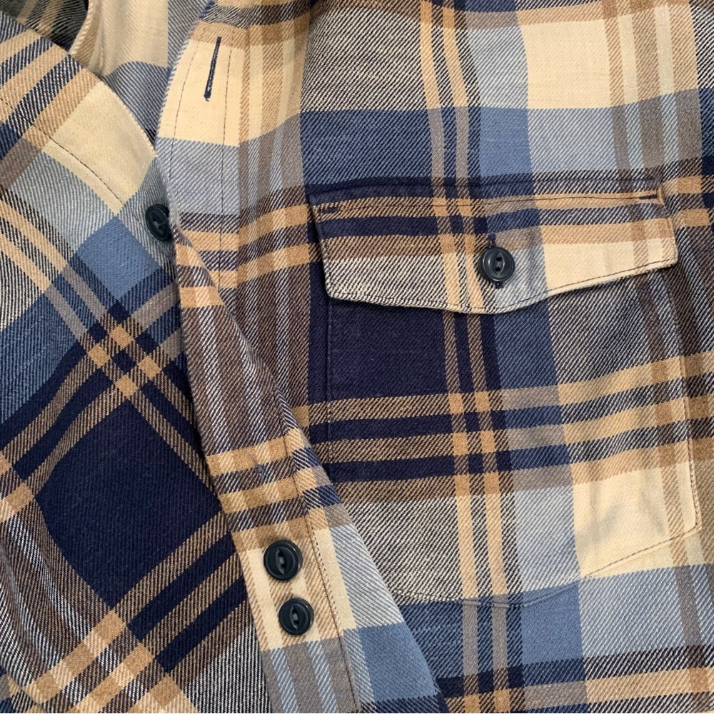 Patagonia Men’s Fjord Plaid Organic Cotton Lightweight Medium Work Shirt 54020 - Picture 8 of 14